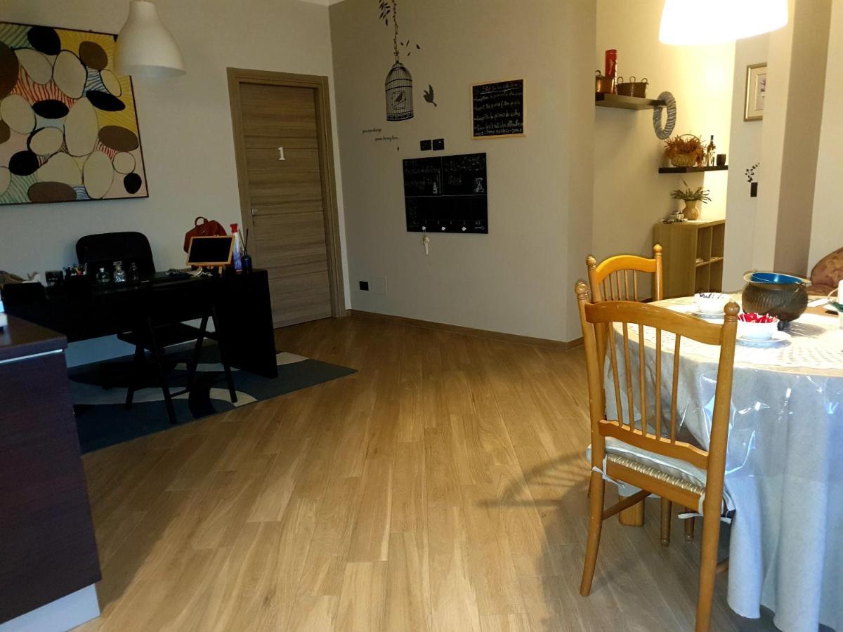 B&B Tre Passi Dalla Torre Montesarchio Eksteriør bilde