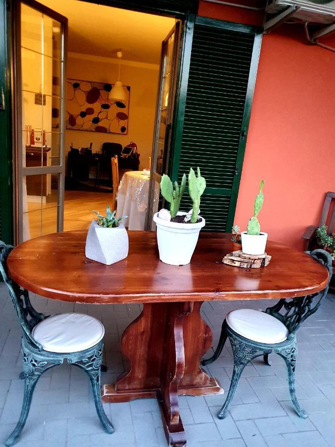 B&B Tre Passi Dalla Torre Montesarchio Eksteriør bilde