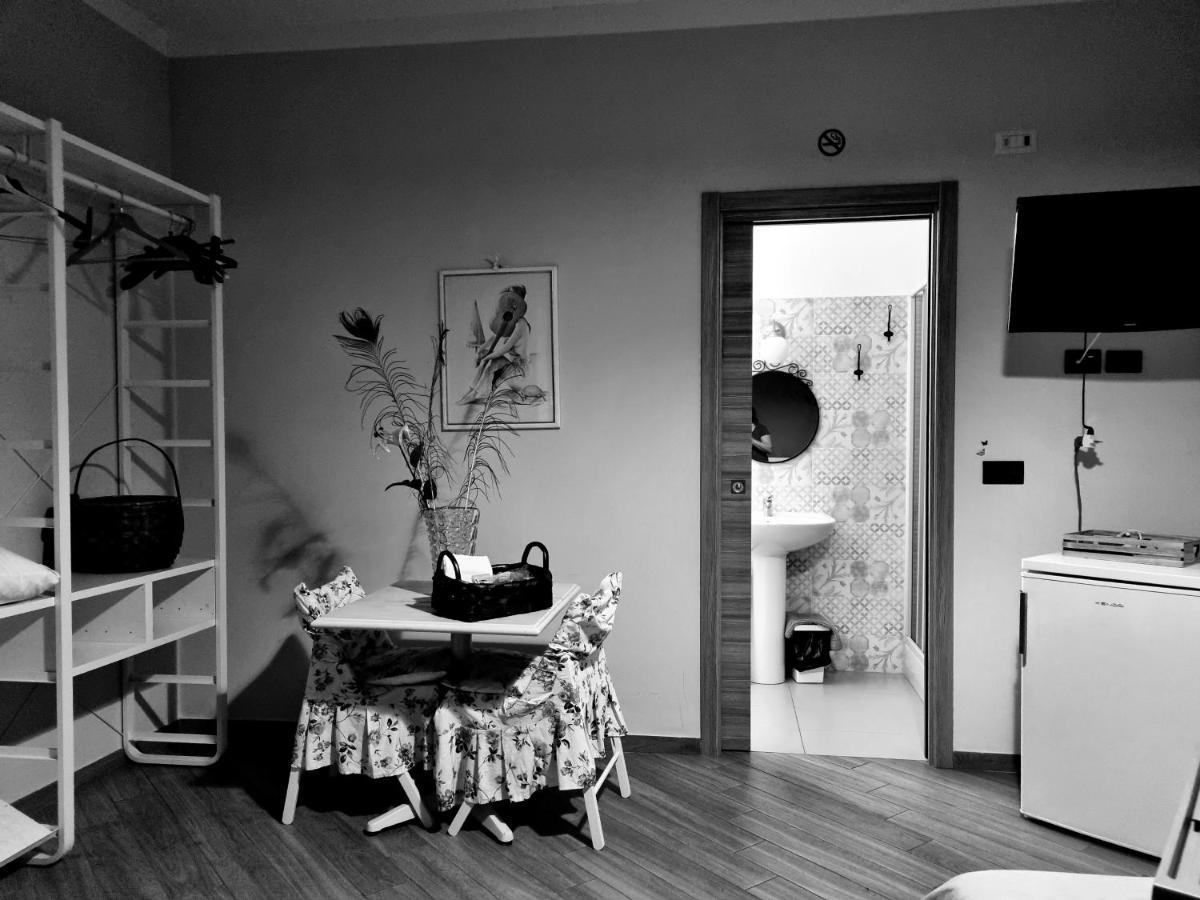 B&B Tre Passi Dalla Torre Montesarchio Eksteriør bilde