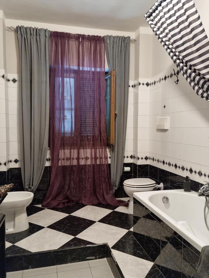 B&B Tre Passi Dalla Torre Montesarchio Eksteriør bilde