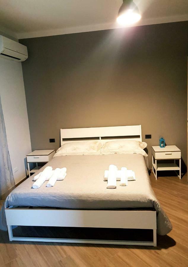 B&B Tre Passi Dalla Torre Montesarchio Eksteriør bilde