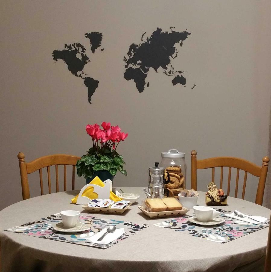 B&B Tre Passi Dalla Torre Montesarchio Eksteriør bilde